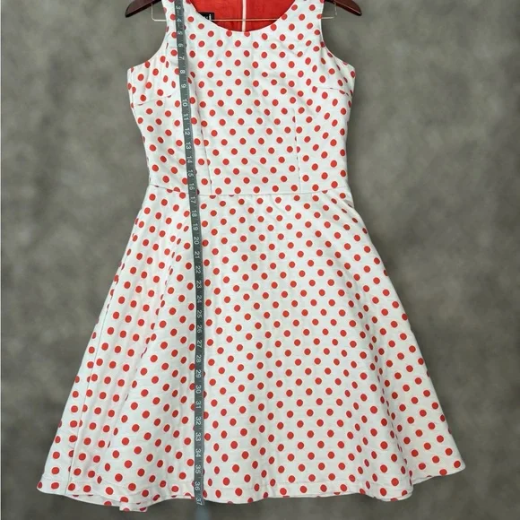 Chic Sleeveless Polka Dot Midi Dress - Picture 8 of 12
